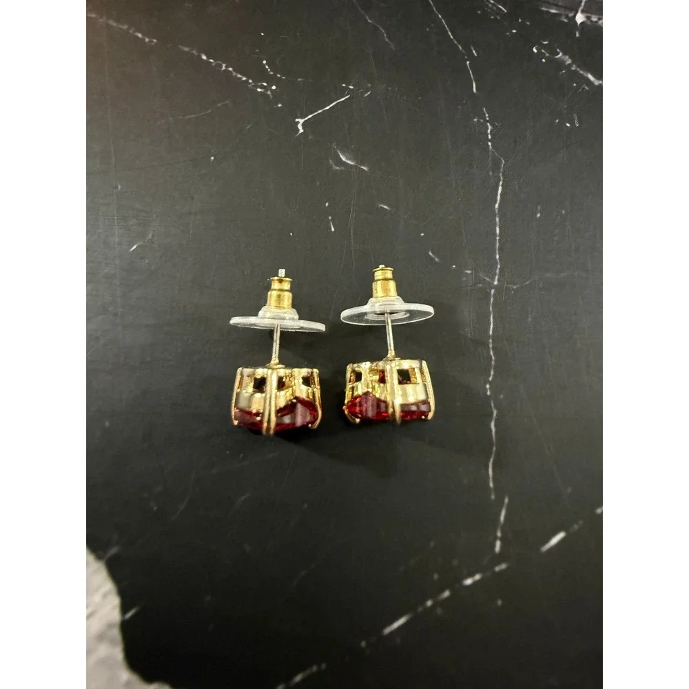 Red Crystal Heart Post Earrings 3/8in Wide Gold Tone Setting